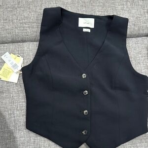 Wilfred Black Buttoned Vest